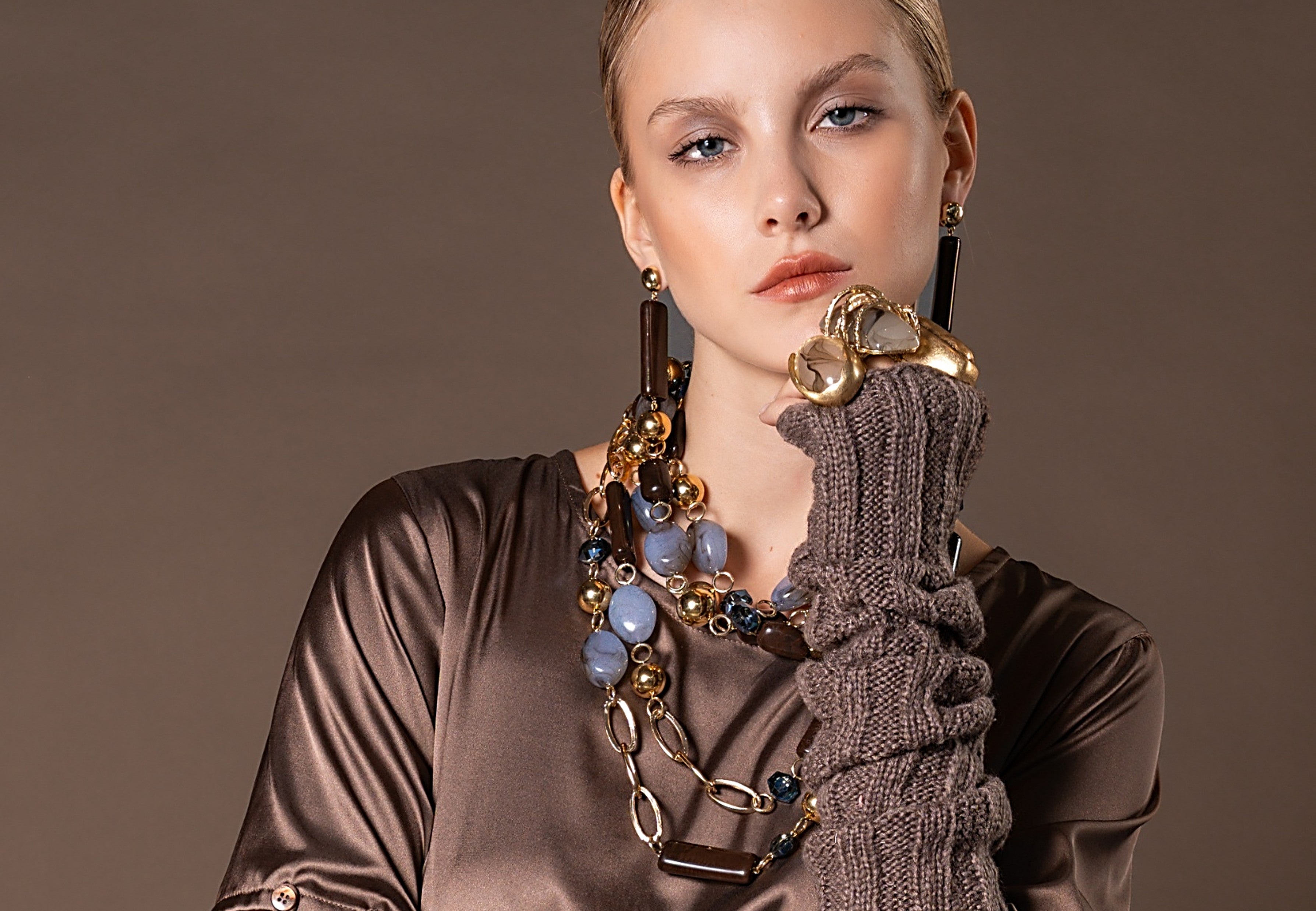 LA COLLANA: IL BIJOUX COME ELEMENTO DISTINTIVO