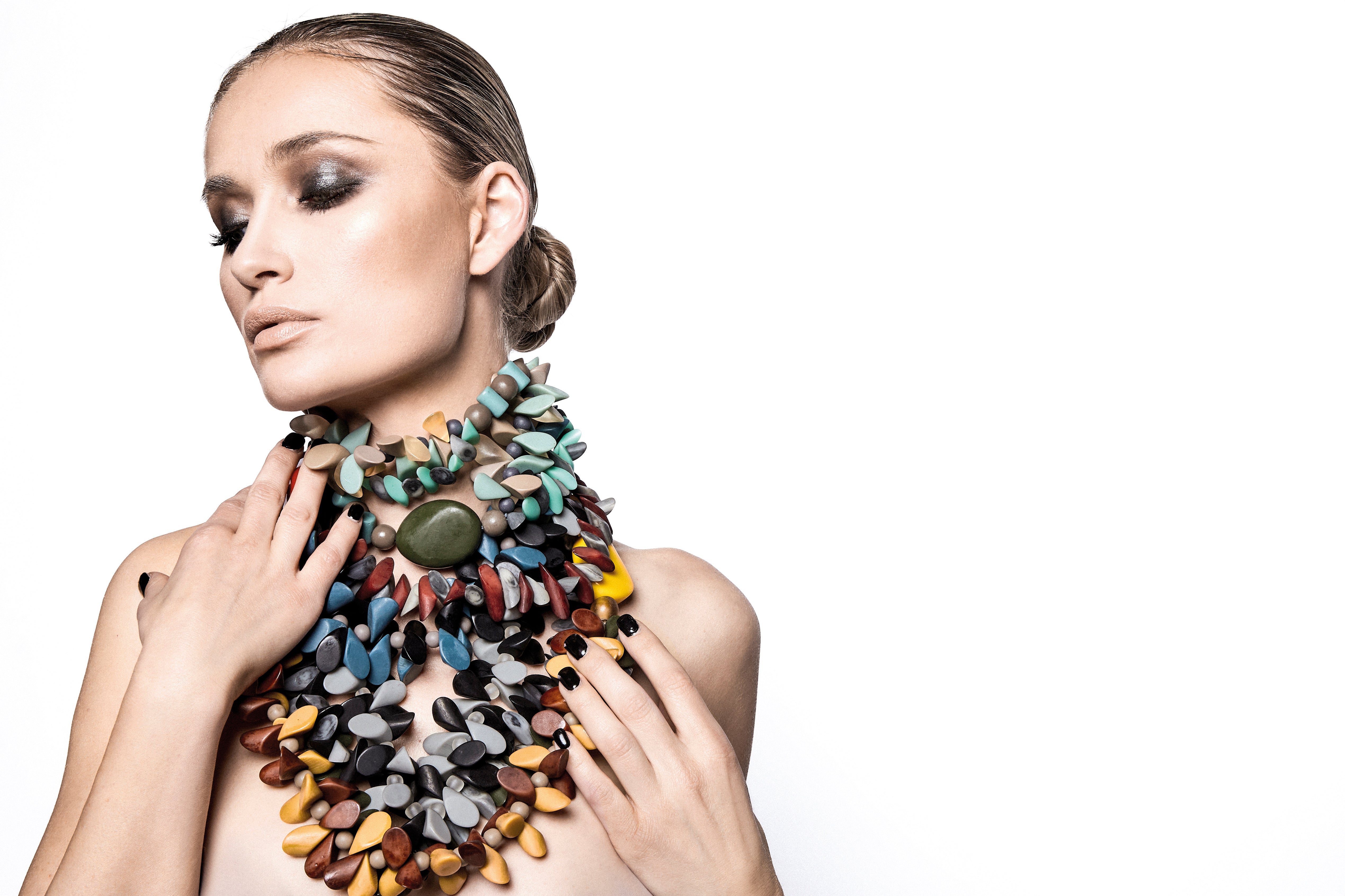 Image of LA COLLANA: IL BIJOUX COME ELEMENTO DISTINTIVO