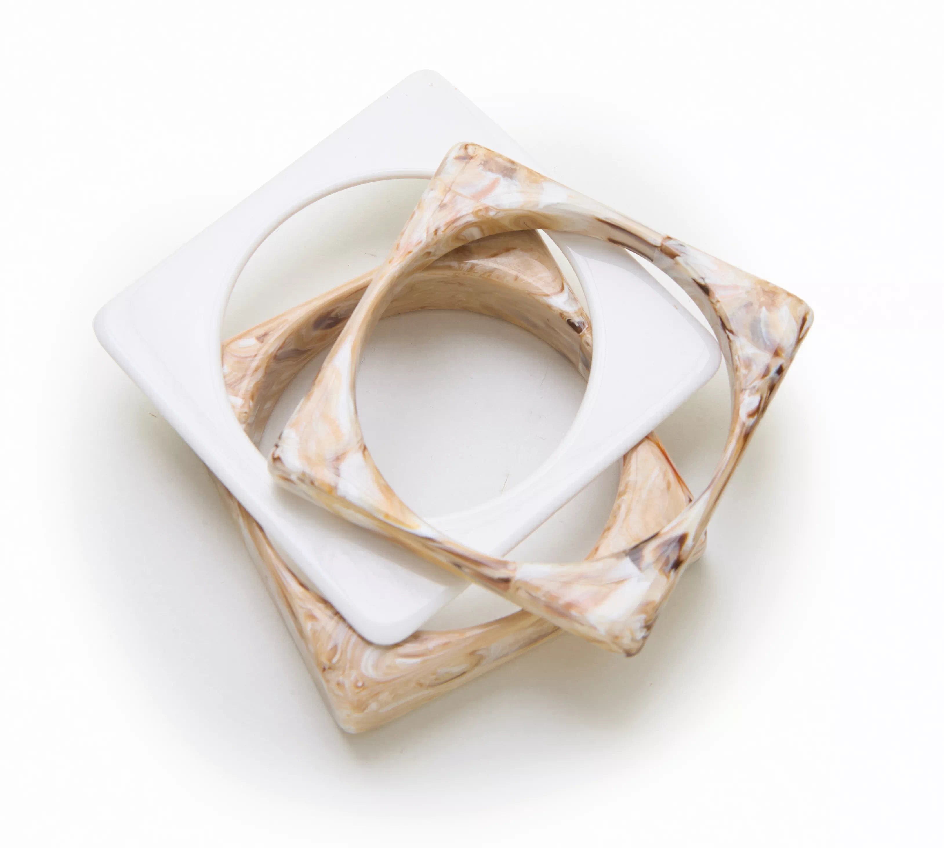 Image of GRETA SQUARE BANGLE