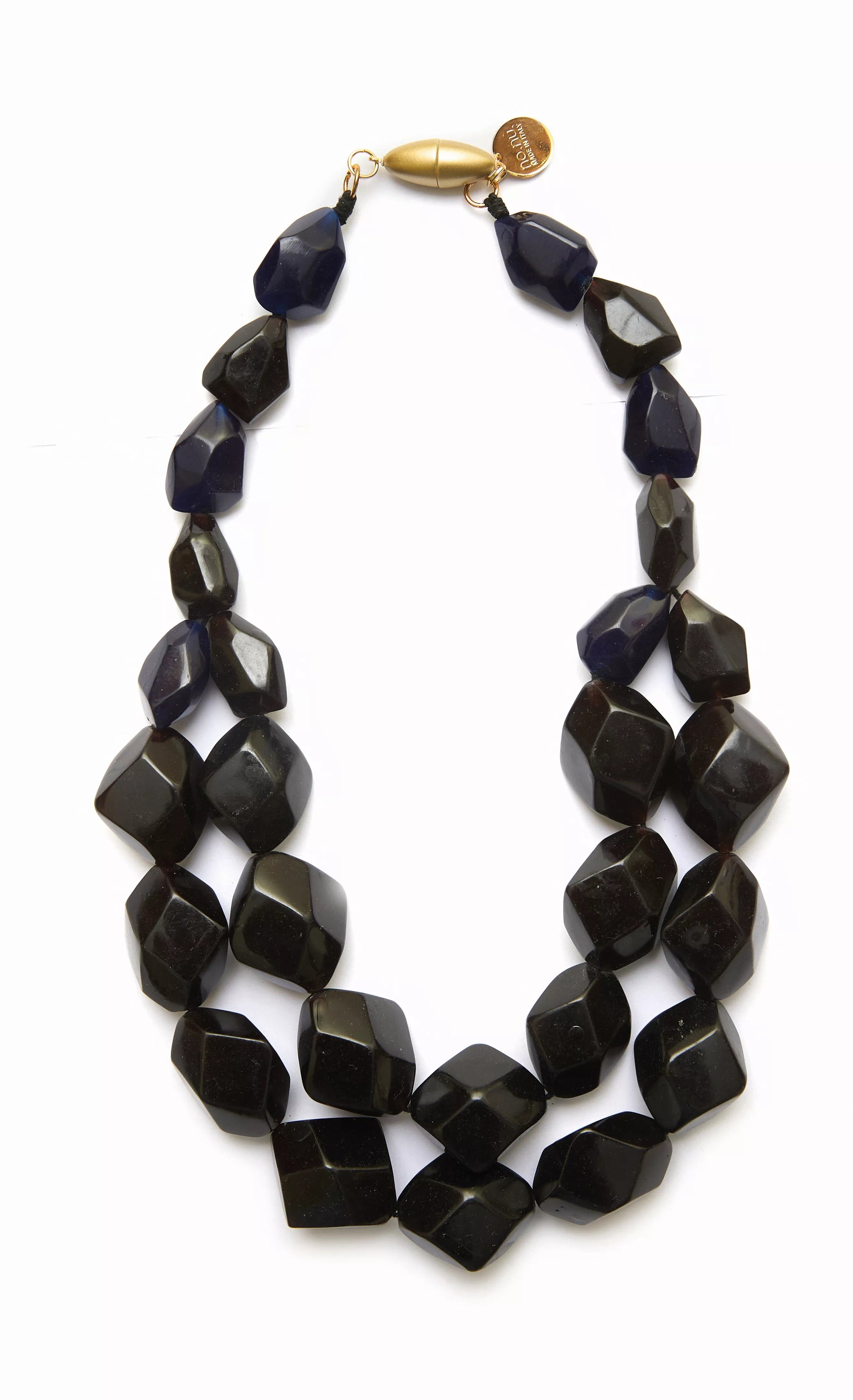MILKY NECKLACE