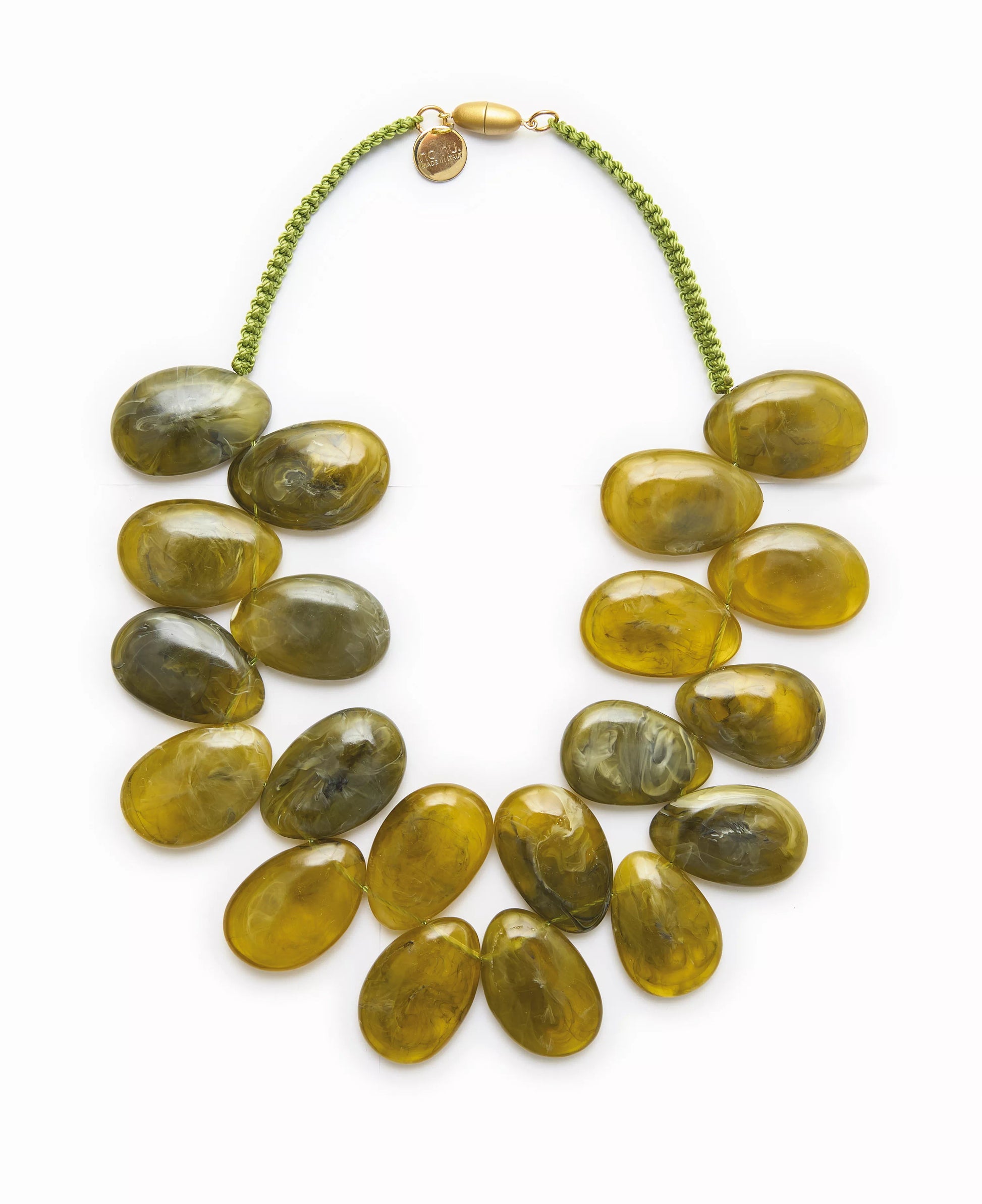 PETAL NECKLACE