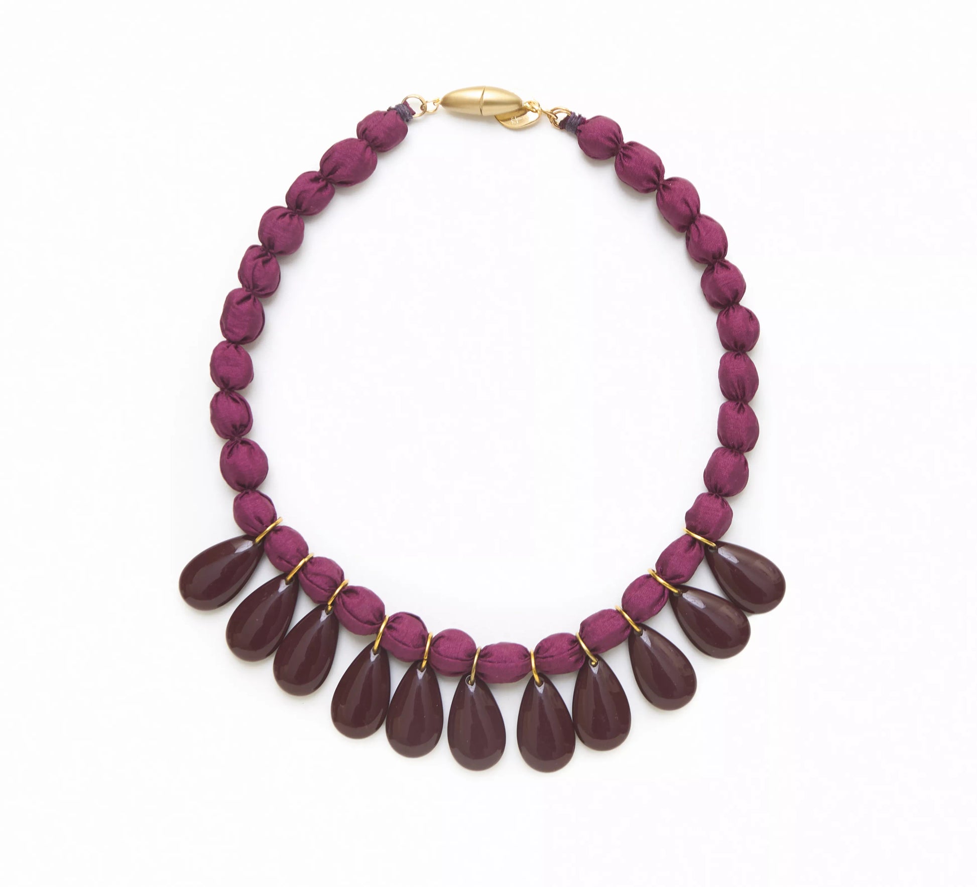 DROP NECKLACE