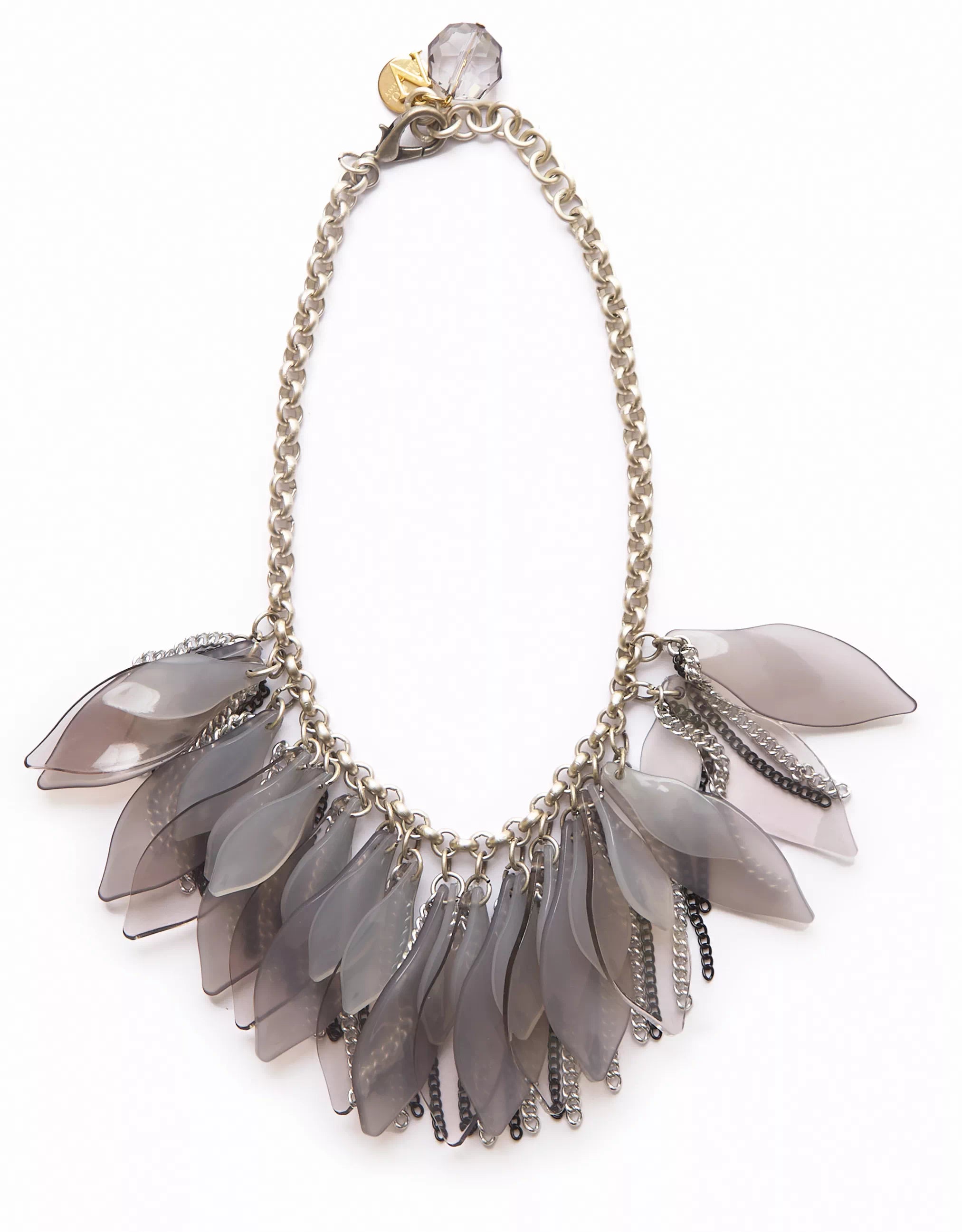 LEAVES SHORT NECKLACE